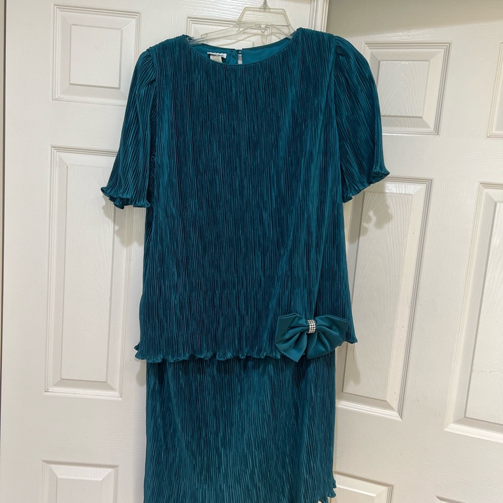 VNG Plisse Tiered Layer Pleated Loose Ruffle Green Dress Mother Of Bride 2XL - Picture 2 of 12
